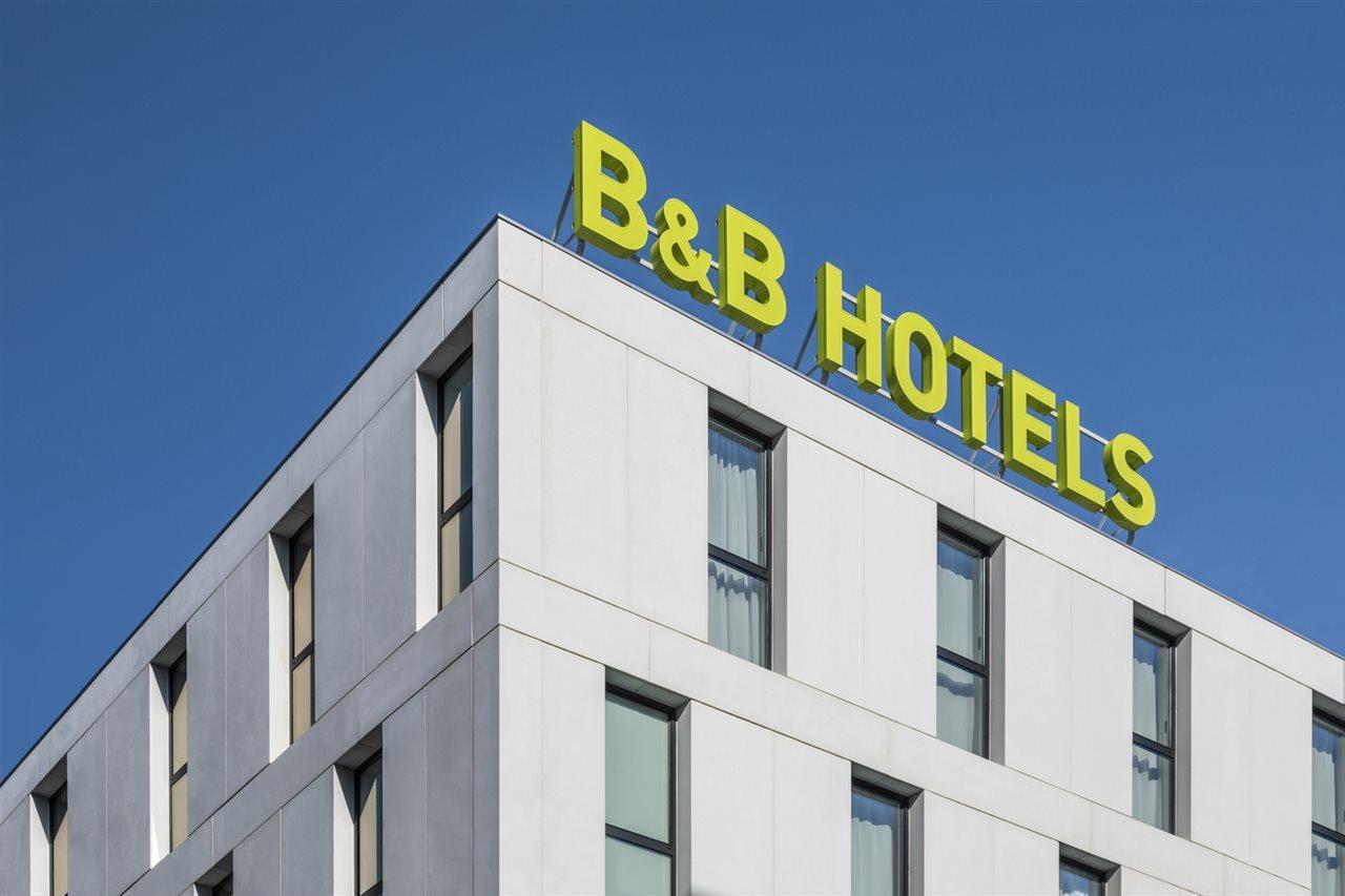 B&B Hotel Санто Тирсо Екстериор снимка